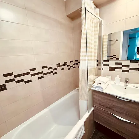 Port - Terrasse - Parking - Piscine Apartamento *