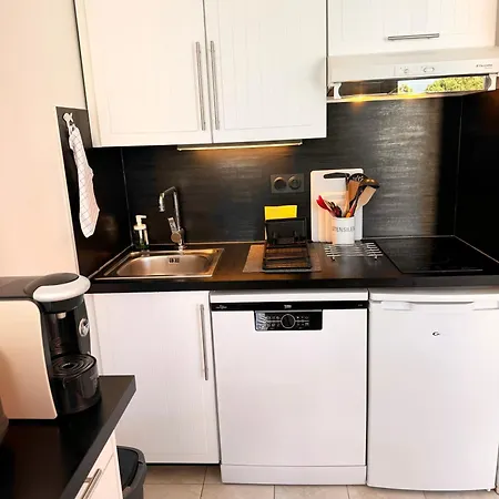 Port - Terrasse - Parking - Piscine شقة