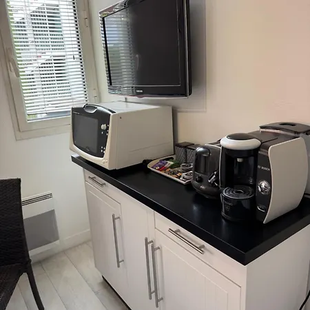 Appartement Port - Terrasse - Parking - Piscine